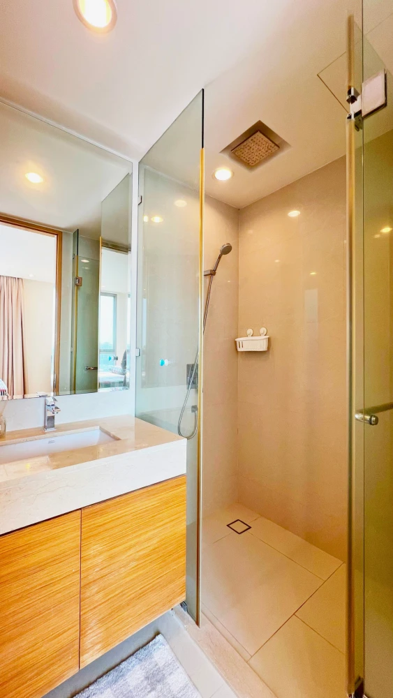 ให้เช่า The Breeze Narathiwas ห้องน่าอยู่ มาพร้อมการตกแต่งที่ครบครัน สนใจจองเลย