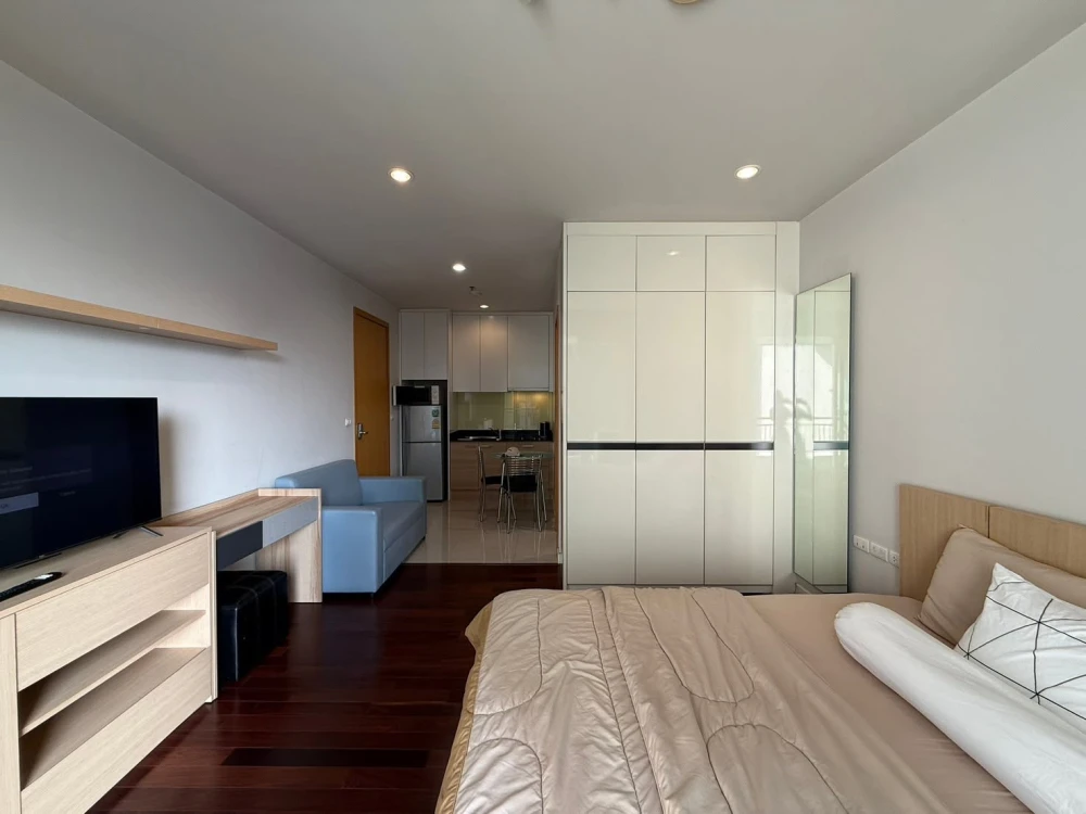ให้เช่า The Circle Condominium ห้อง Studio มีครัว, มุมทานอาหาร และระเบียง สิ่งอำนวยความสะดวกภายในห้องครบเซต