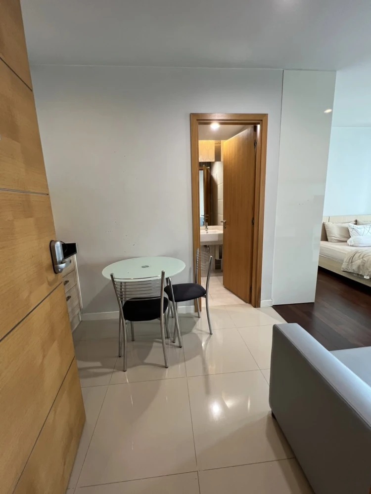 ให้เช่า The Circle Condominium ห้อง Studio มีครัว, มุมทานอาหาร และระเบียง สิ่งอำนวยความสะดวกภายในห้องครบเซต