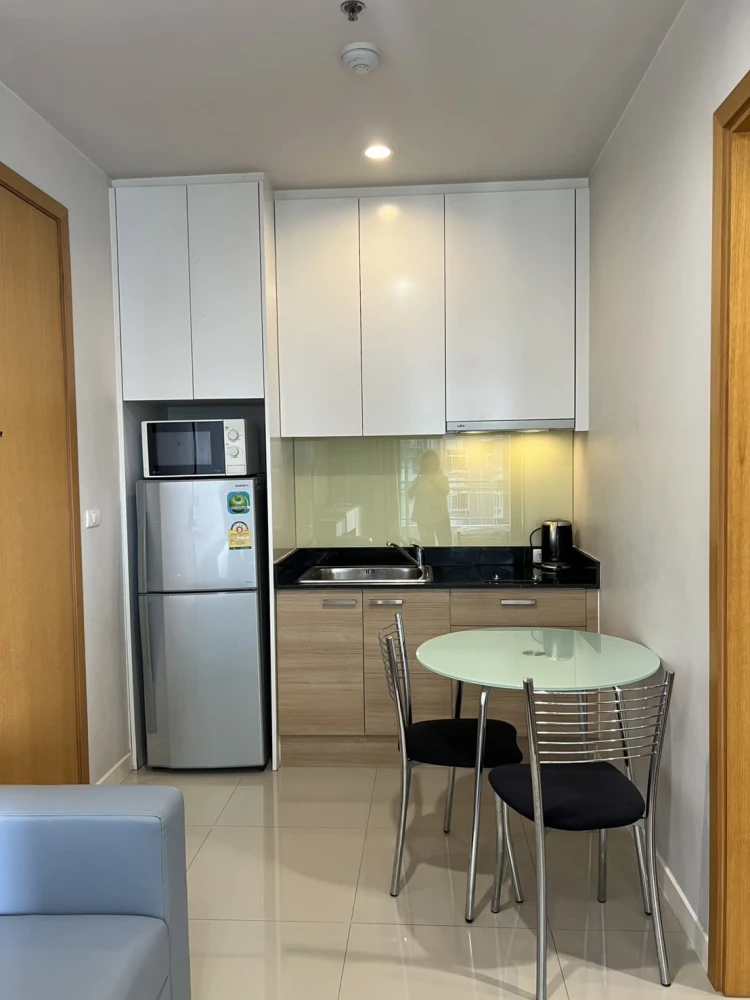 ให้เช่า The Circle Condominium ห้อง Studio มีครัว, มุมทานอาหาร และระเบียง สิ่งอำนวยความสะดวกภายในห้องครบเซต