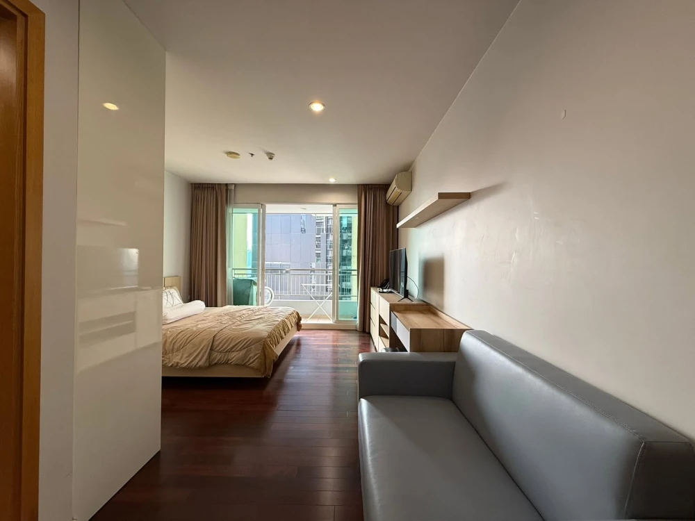 ให้เช่า The Circle Condominium ห้อง Studio มีครัว, มุมทานอาหาร และระเบียง สิ่งอำนวยความสะดวกภายในห้องครบเซต