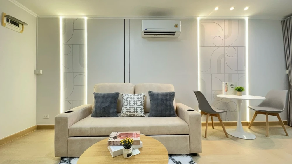 ให้เช่า The Clover Thonglor ชั้น 8  ห้องสวย แต่งครบ น่าอยู่ จองเลย ห้ามพลาด