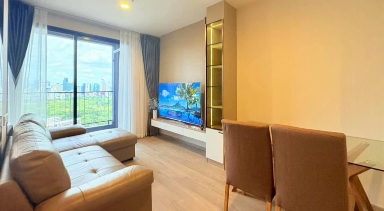 ให้เช่า The Crown Residences ชั้น 23 วิวพาโนรามา มุมสวย แต่งครบ จองเลย