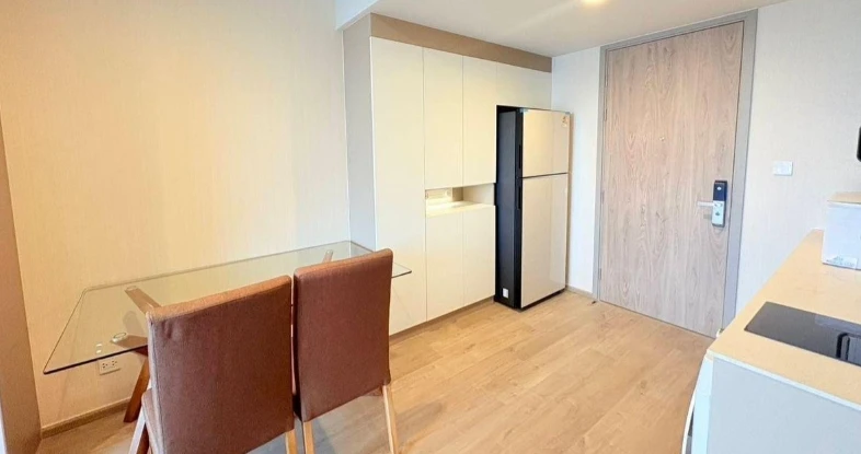 ให้เช่า The Crown Residences ชั้น 23 วิวพาโนรามา มุมสวย แต่งครบ จองเลย