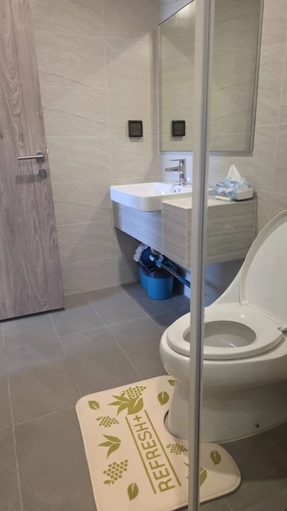 ให้เช่า THE CROWN Residences ห้องพร้อมอยู่ ชั้นสูง เฟอร์พร้อม จองเลย