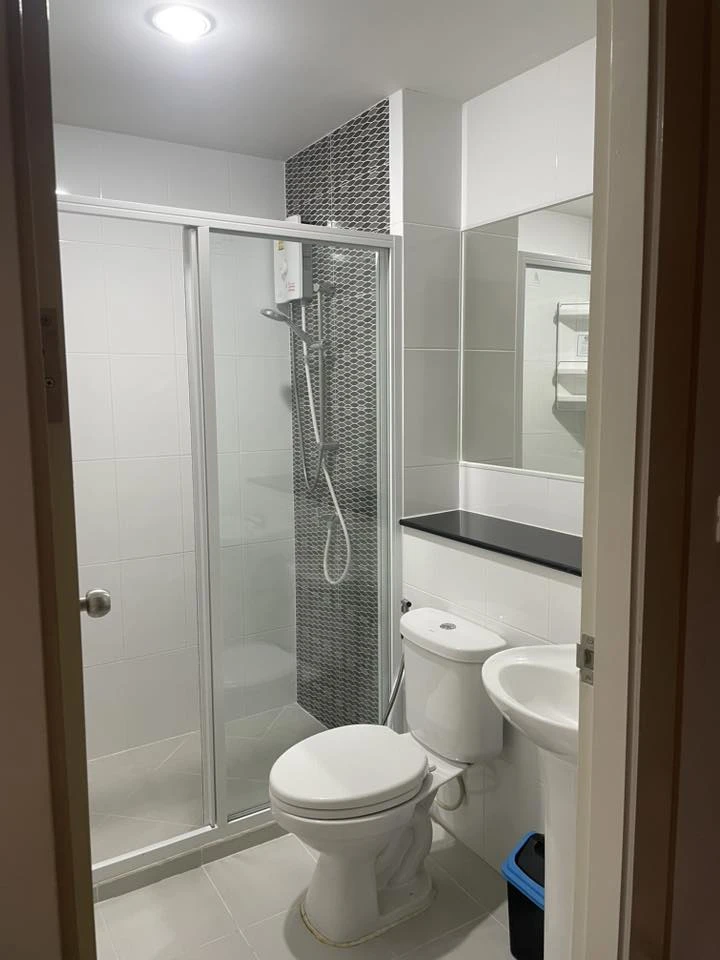 ให้เช่า The Crystal Bliss รัตนาธิเบศร์ มีเฟอร์นิเจอร์ครบเซต วิวเห็นพื้นที่สีเขียว บรรยากาศดีมาก จองก่อนได้ก่อน