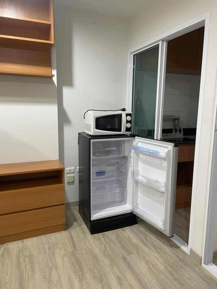 ให้เช่า The Crystal Bliss รัตนาธิเบศร์ มีเฟอร์นิเจอร์ครบเซต วิวเห็นพื้นที่สีเขียว บรรยากาศดีมาก จองก่อนได้ก่อน