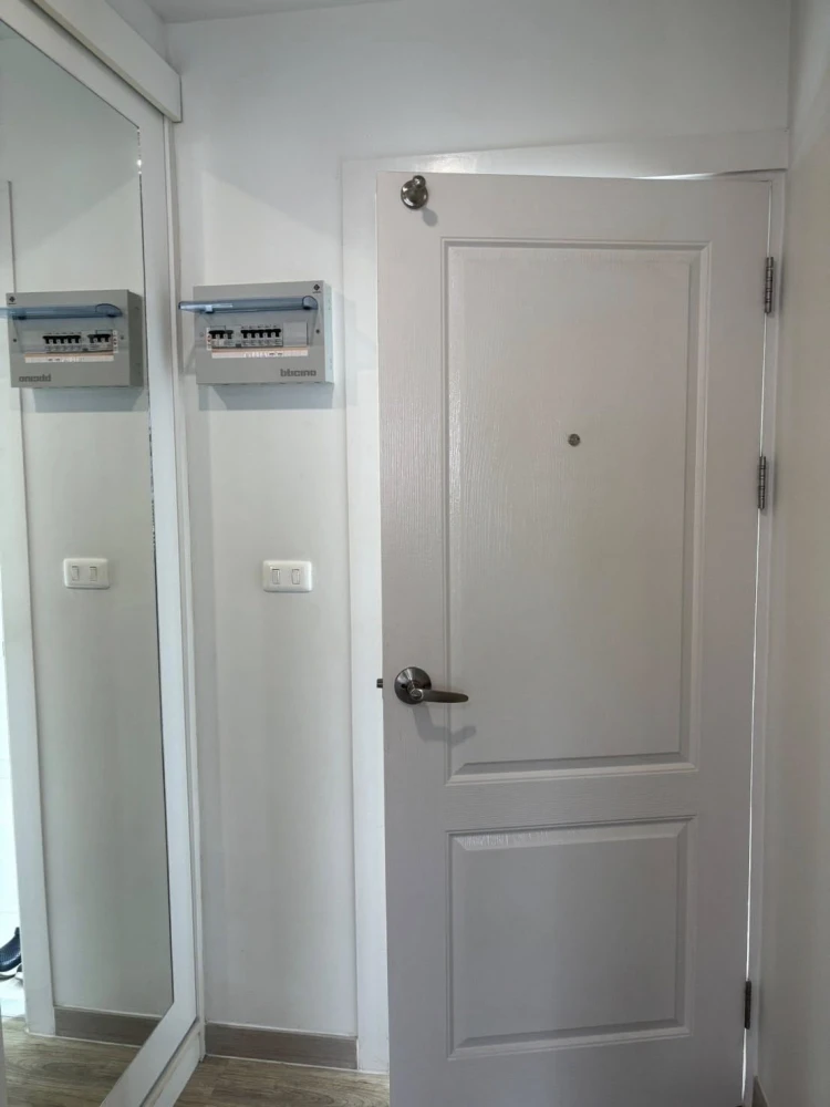 ให้เช่า The Crystal Bliss @ Rattanathibet 1 ห้องนอน 1 ห้องน้ำ เฟอร์นิเจอร์ครบครัน รีบจองเลยตอนนี้