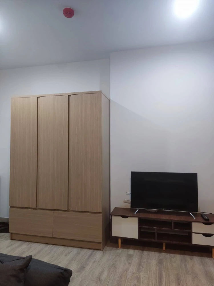 ให้เช่า The Crystal Condominium 2 ห้องชั้นสูง พร้อมเข้าอยู่ เฟอร์พร้อม ราคาดี หายากจองเลย