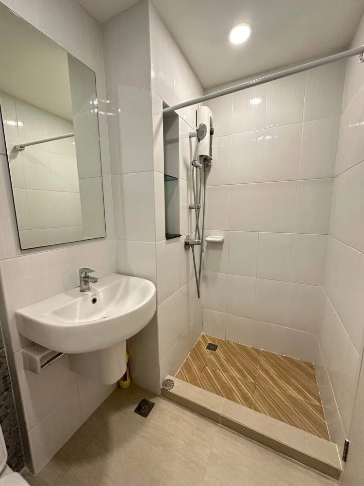 ให้เช่า The Cube Condo นวมิทร์ รามอินทรา ห้องมุม ชั้น 8 วิวในโครงการ มาพร้อมราคาสุดพิเศษ รีบมาจองเลย อย่ารอช้า