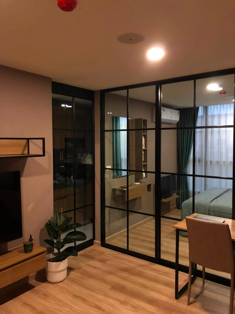 ให้เช่า The Cube Loft นวลจันทร์ ชั้น 2 (ไม่มีห้องฝั่งตรงข้าม) แบ่งสัดส่วนการใช้งานแบบครบทุกฟังก์ชั่น ทุกอย่างครบ พร้อมอยู่
