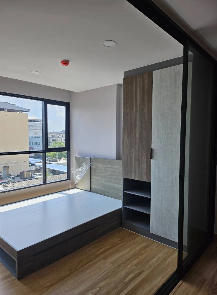 ให้เช่า The Cube Loft Srinakarin-Theparak ห้องน่าอยู่ ทำเลดี มาพร้อมเฟอร์นิเจอร์ครบครัน หิ้วกระเป๋าเข้าอยู่ได้เลยจ้า