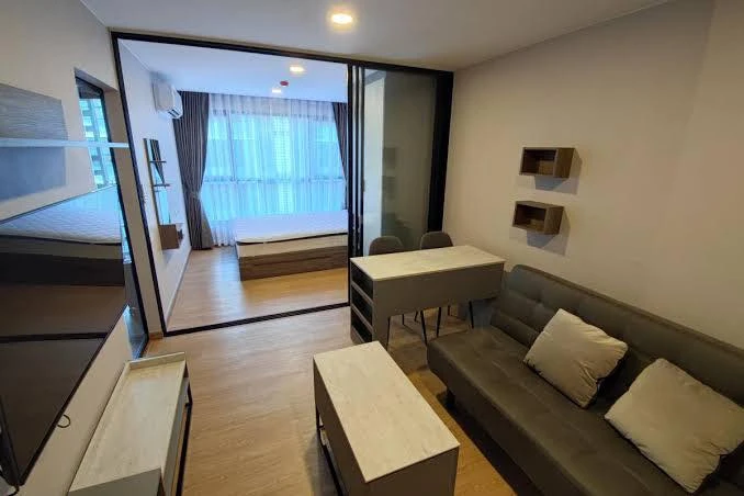 ให้เช่า The Cube Loft Srinakarin-Theparak 1 ห้องนอน 1 ห้องน้ำ มาพร้อมเฟอร์ครบครัน รีบจองเลยตอนนี้