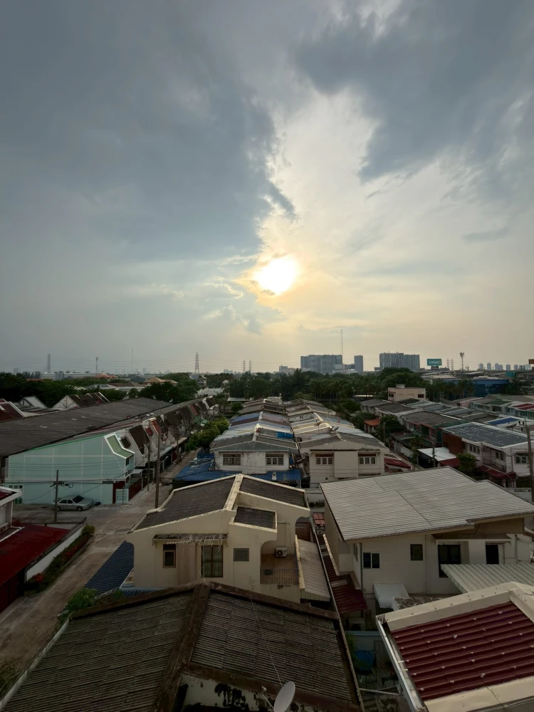 ให้เช่า The Cube South Chaengwattana 15/1 1 ห้องนอน 1 ห้องน้ำ ตกแต่งคุมโทน เฟอร์ครบ ไม่จองไหวหรอ