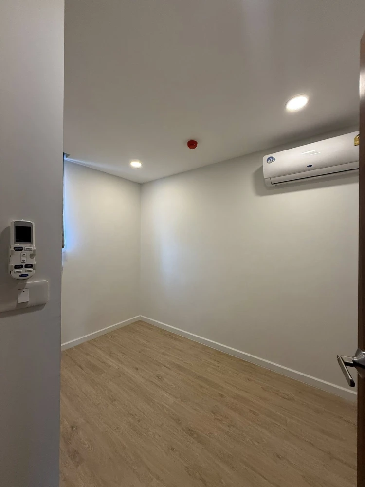 ให้เช่า The Cube Urban Sathorn-Chan  ห้องพร้อมอยู่ เฟอร์พร้อม + เครื่องใช้ไฟฟ้าครบ จองเลย