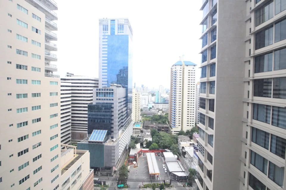 ให้เช่า The Esse Asoke ห้องกว้างพื้นที่ใช้สอยเยอะ เพดานสูงโปร่งโล่ง ทำเลดี เดินทางสะดวก จองเลย