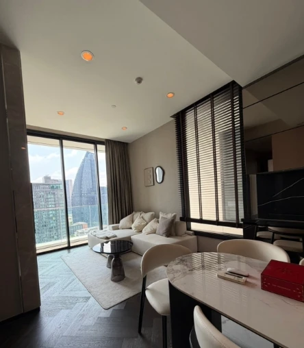 ให้เช่า The Esse Sukhumvit 36 ชั้น 15 มาพร้อมการตกแต่งที่ครบครัน สนใจจองเลย