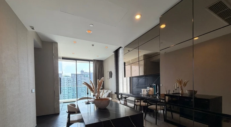 ให้เช่า The Esse Sukhumvit 36 ชั้น 15 มาพร้อมการตกแต่งที่ครบครัน สนใจจองเลย