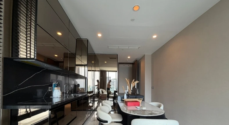 ให้เช่า The Esse Sukhumvit 36 ชั้น 15 มาพร้อมการตกแต่งที่ครบครัน สนใจจองเลย