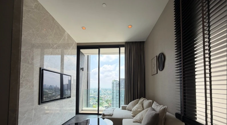 ให้เช่า The Esse Sukhumvit 36 ชั้น 15 มาพร้อมการตกแต่งที่ครบครัน สนใจจองเลย