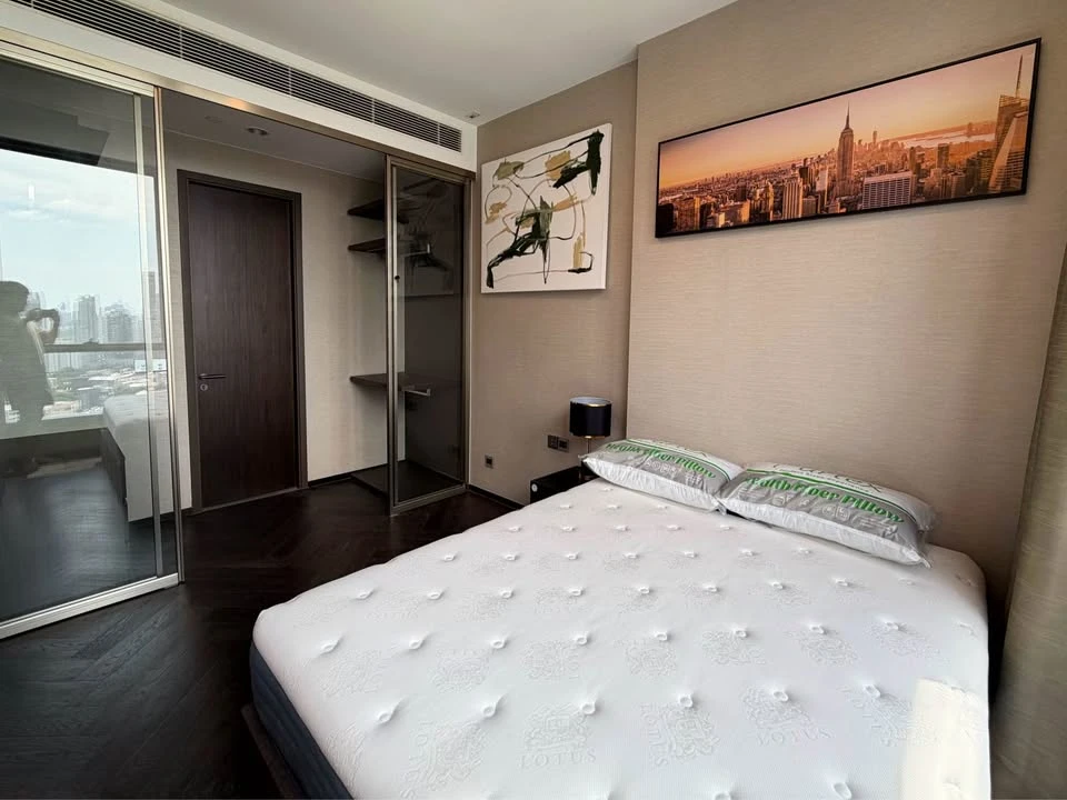 ให้เช่า The Esse Sukhumvit 36 1 ห้องนอน บิวท์อินเฟอร์นิเจอร์อย่างดี ในทำเลดี ห้ามพลาด