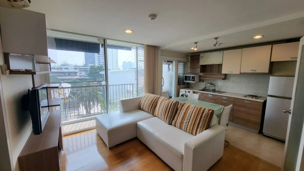 ให้เช่า THE FINE @ River ชั้น 4 มาพร้อมการตกแต่งที่ครบครัน จองเลย ด่วนๆ