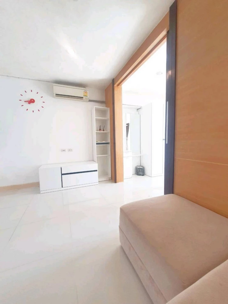 ให้เช่า The Green Condo 2 1 ห้องนอน 1 ห้องน้ำ พื้นที่ใช้สอยเยอะ ทำเลดี เดินทางสะดวก ห้ามพลาด