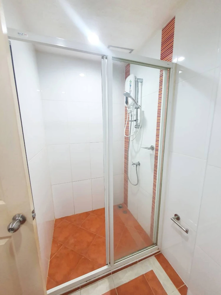 ให้เช่า The Green Condo 2 1 ห้องนอน 1 ห้องน้ำ พื้นที่ใช้สอยเยอะ ทำเลดี เดินทางสะดวก ห้ามพลาด