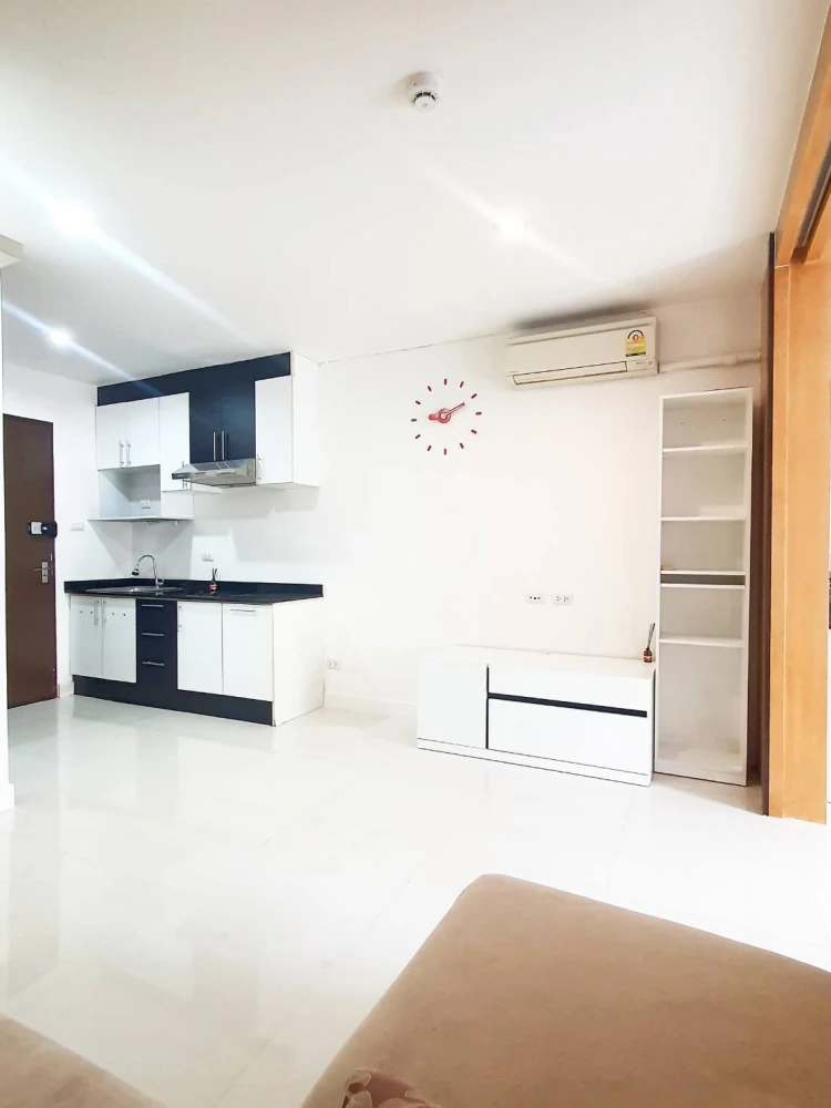 ให้เช่า The Green Condo 2 1 ห้องนอน 1 ห้องน้ำ พื้นที่ใช้สอยเยอะ ทำเลดี เดินทางสะดวก ห้ามพลาด