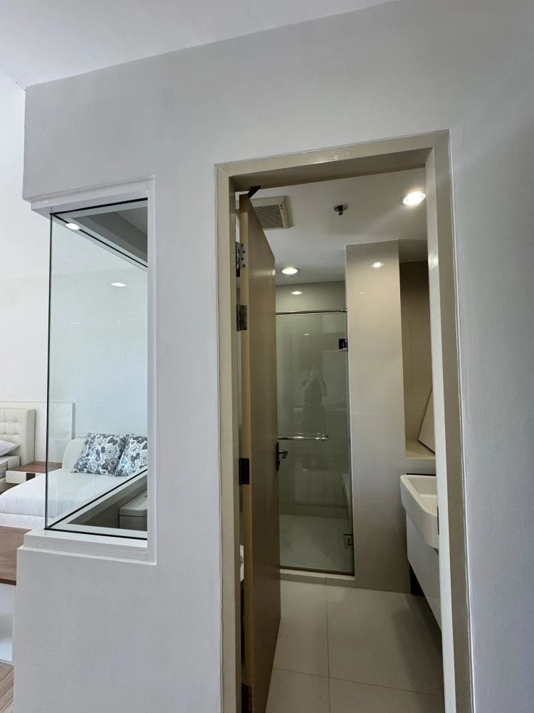 ให้เช่า The Hotel Serviced ชั้น 21 มาพร้อมการตกแต่งที่ครบครัน จองเลย