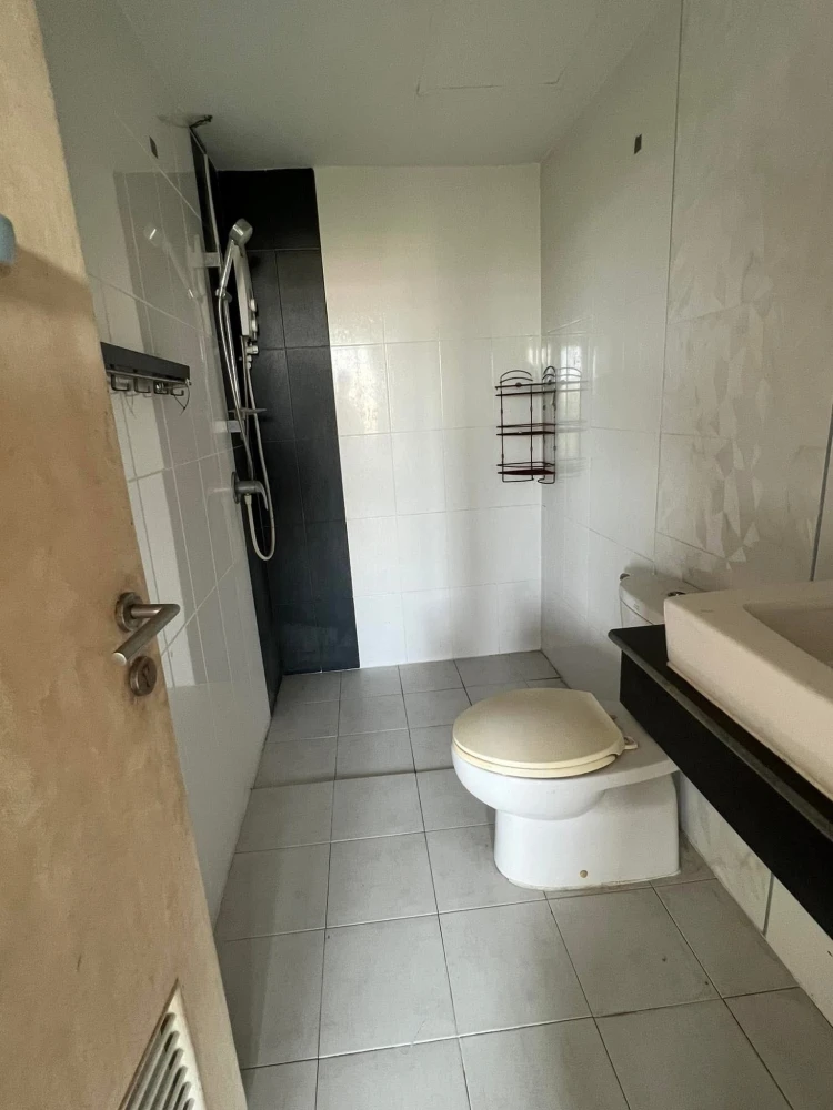 ให้เช่า The IDOL Condominium Bangsean ห้องกว้างขวางอยู่สบาย เฟอร์พร้อม รีบจองเลย