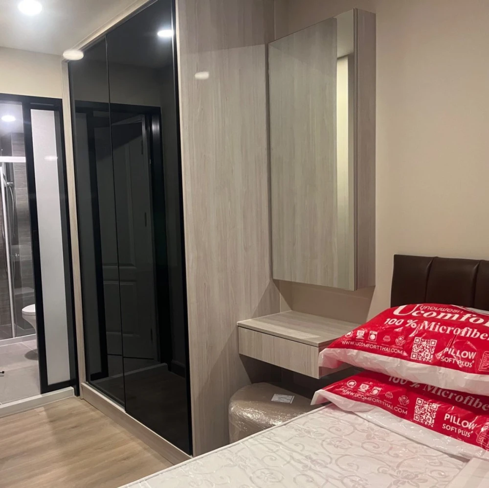 For rent: The Indeed Condo Amata, 2nd floor, pool view, fully furnished, nice to live in, reserve now, don't delay.