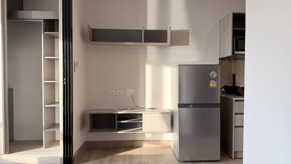 ให้เช่า The Indeed Condo Amata ห้องชั้น 8 เฟอร์นิเจอร์และสิ่งอำนวยความสะดวกครบ รีบจองด่วนๆเลย