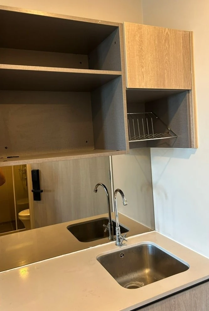 ให้เช่า The Indeed Condo Amata ห้องมุมให้ความเป็นส่วนตัว เฟอร์นิเจอร์บิวท์อินอย่างดี ไม่จองไหวหรอ