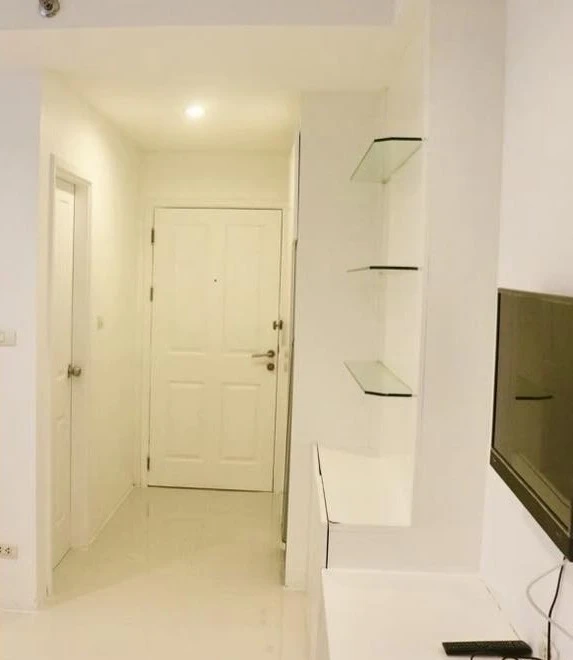 ให้เช่า The Inspire Place ABAC Rama 9 ห้องชั้น 6 มาพร้อมเฟอร์และเครื่องใช้ไฟฟ้าครบครัน จองเลย