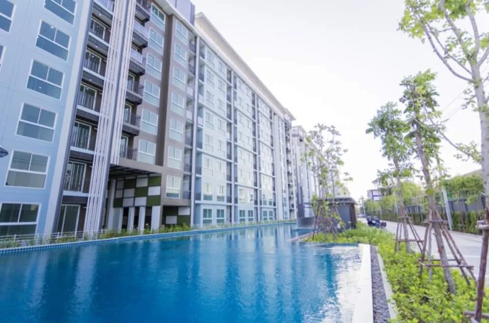 ให้เช่า The Iris Bangya ห้องพร้อมอยู่ เฟอร์พร้อม ราคาสบายกระเป๋า จองเลย