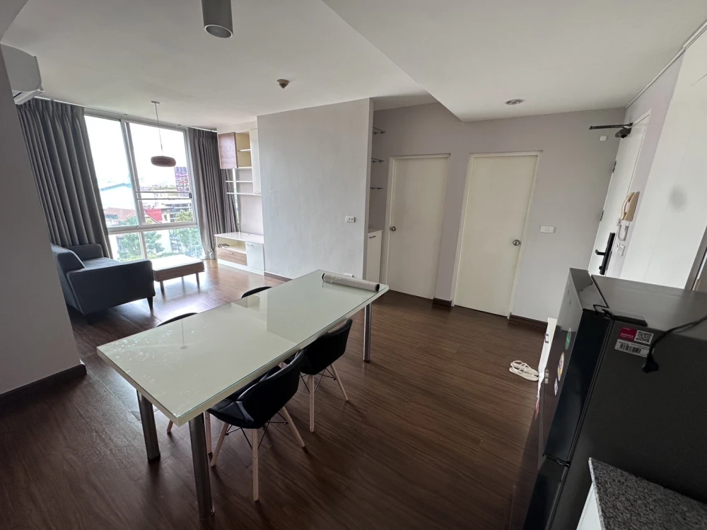 ให้เช่า The IRIS Rama 9-Srinakarin 1 ห้องนอน 1 ห้องน้ำ พื้นที่ใช้สอยเยอะ ทำเลดี เดินทางสะดวก จองเลย