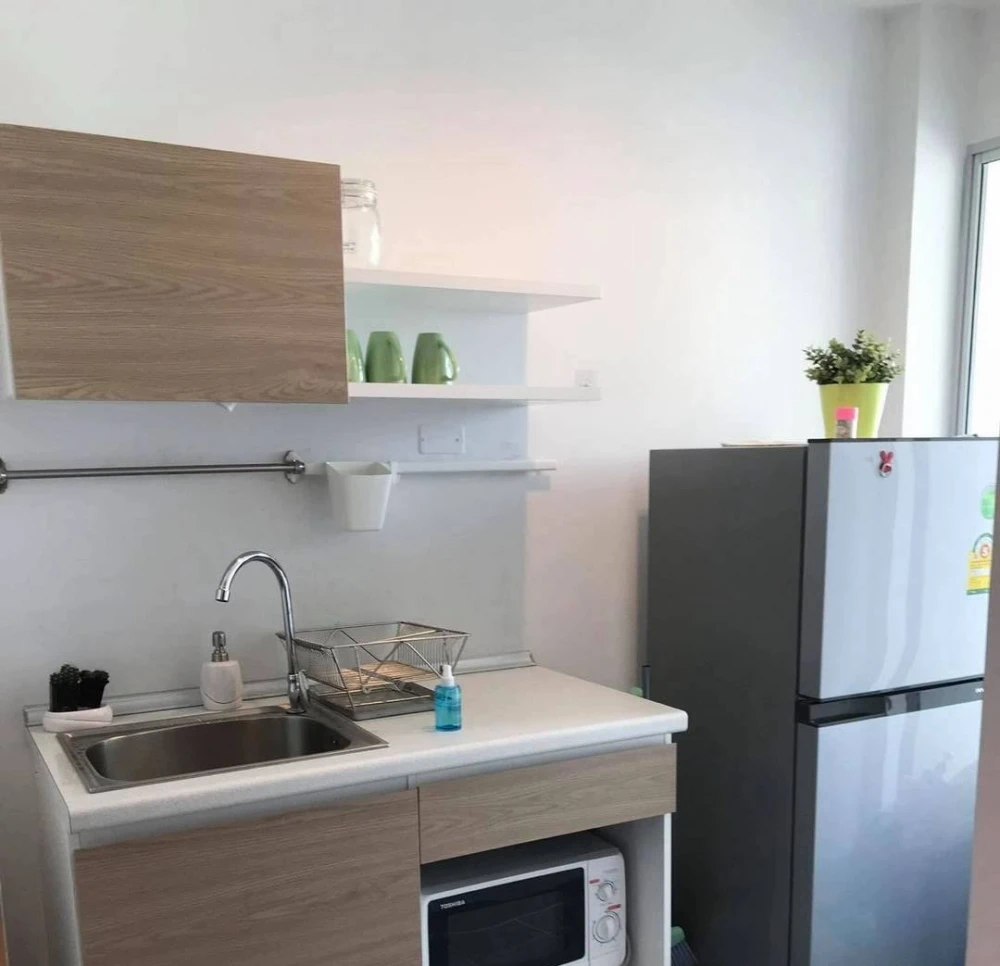 ให้เช่า The Kith Lite Bangkadi-Tiwanon ห้องชั้น 1 มาพร้อมเฟอร์นิเจอร์ครบครัน หิ้วกระเป๋าเข้าอยู่ได้เลยจ้า