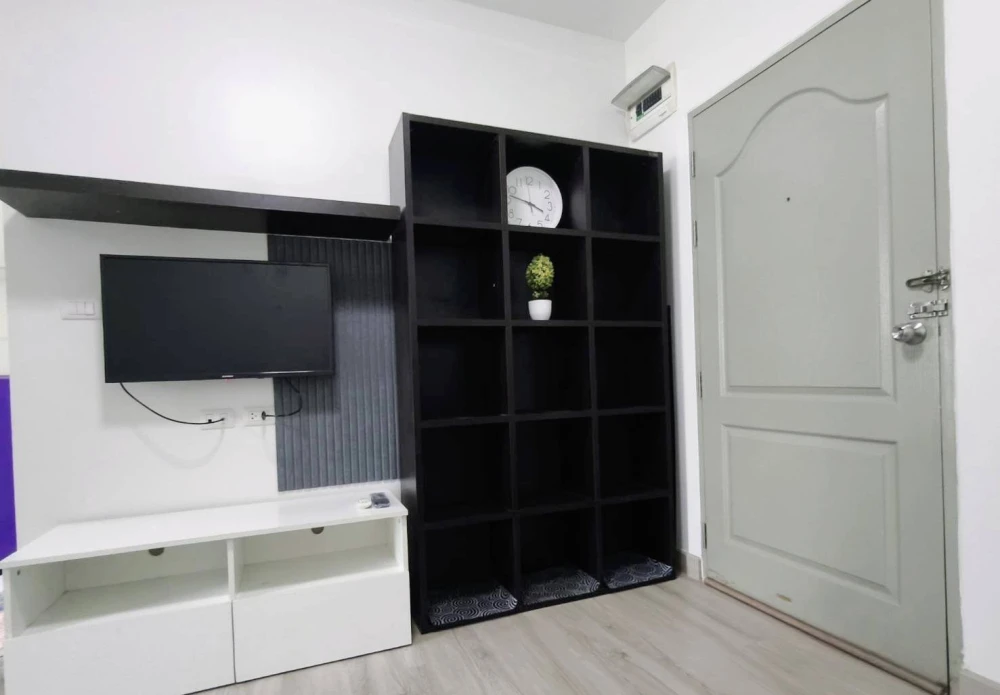 ให้เช่า The Kith Lumlukka Klong 2 ห้องพร้อมอยู่ เฟอร์พร้อม ราคาสบายกระเป๋ษ จองเลย