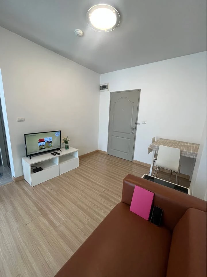 ให้เช่า The Kith Lumlukka Klong 2 ห้องมุมให้ความเป็นส่วนตัว ห้องโปร่ง สบาย เฟอร์ครบครัน ห้ามพลาด