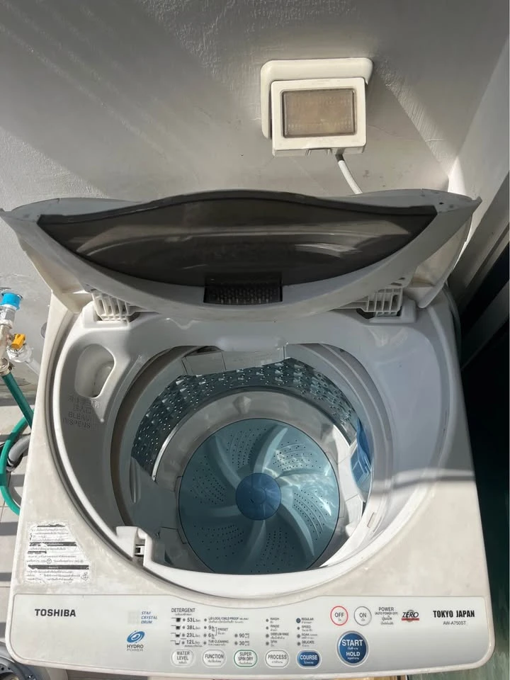 ให้เช่า The Kith Lumlukka Klong 2 ห้องมุมให้ความเป็นส่วนตัว ห้องโปร่ง สบาย เฟอร์ครบครัน ห้ามพลาด