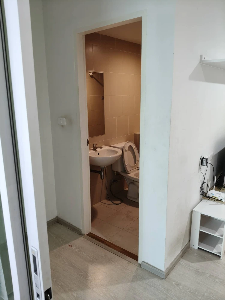 ให้เช่า The Kith Plus Phahonyothin Khukot ห้องน่าอยู่ เฟอร์พร้อม ราคาสบายกระเป๋า จองเลย