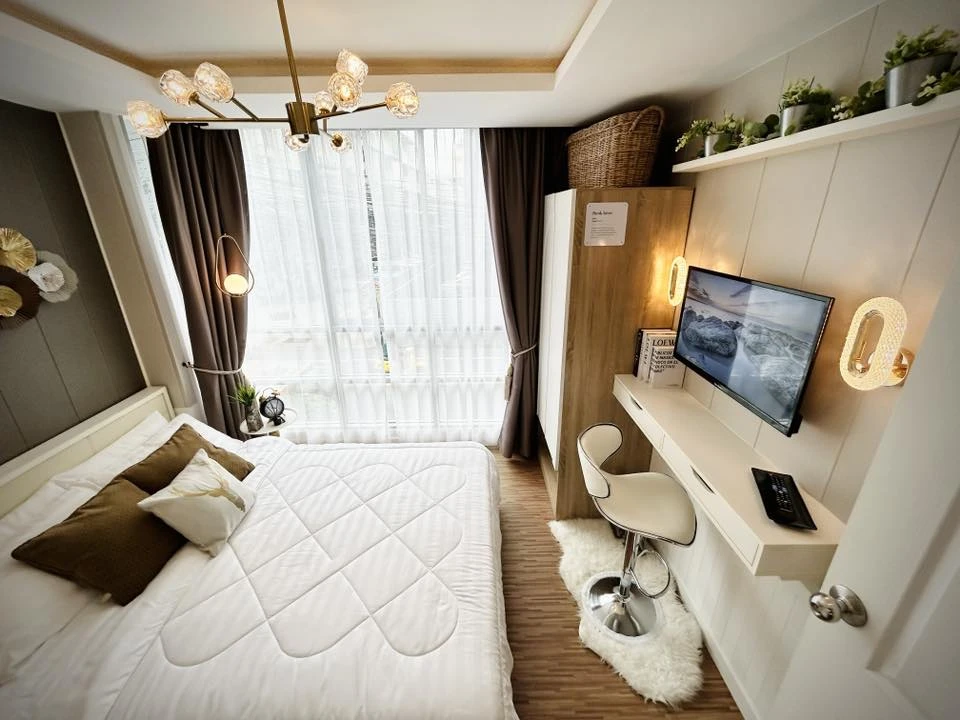 ให้เช่า The Kris Express 2 (Ratchada 19) ห้องมุมคนไม่พลุกพล่าน ตกแต่งเรียบหรูดูแพง พลาดแล้วจะเสียใจ