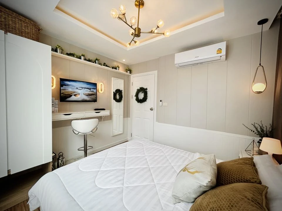 ให้เช่า The Kris Express 2 (Ratchada 19) ห้องมุมคนไม่พลุกพล่าน ตกแต่งเรียบหรูดูแพง พลาดแล้วจะเสียใจ
