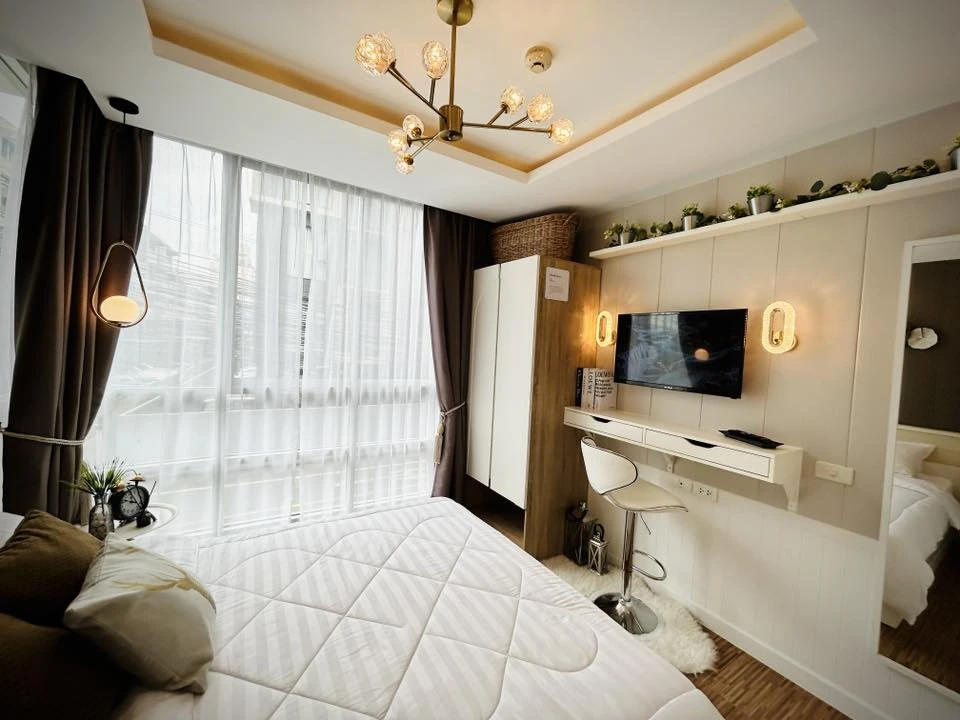 ให้เช่า The Kris Express 2 (Ratchada 19) ห้องมุมคนไม่พลุกพล่าน ตกแต่งเรียบหรูดูแพง พลาดแล้วจะเสียใจ