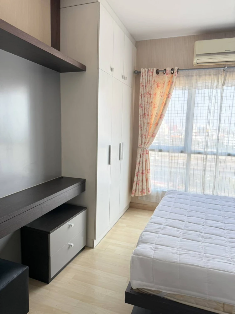 ให้เช่า The Leaf pattanakarn ขนาด 30 ตารางเมตร ชั้น9 เครื่องใช้ไฟฟ้า เฟอร์นิเจอร์ครบ ห้ามพลาด