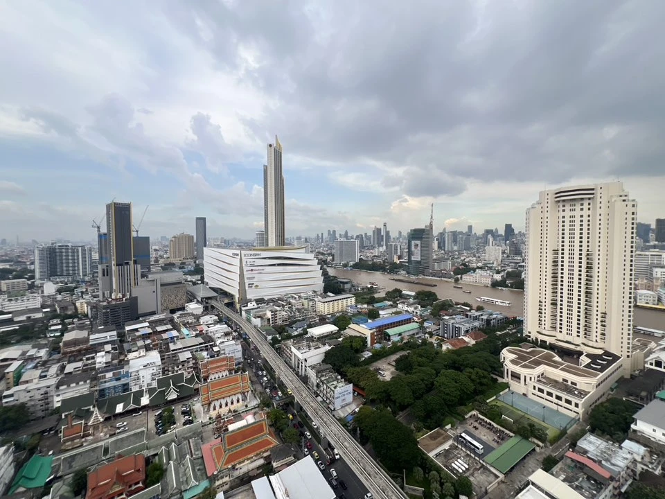 ให้เช่า The Lighthouse สาทร - เจริญนคร ทิศเหนือ วิวเจ้าพระยา กับ iconsiam วิวแม่น้ำเห็นพลุเต็มตา เต็มอิ่มทุกเทศกาล จองเลย
