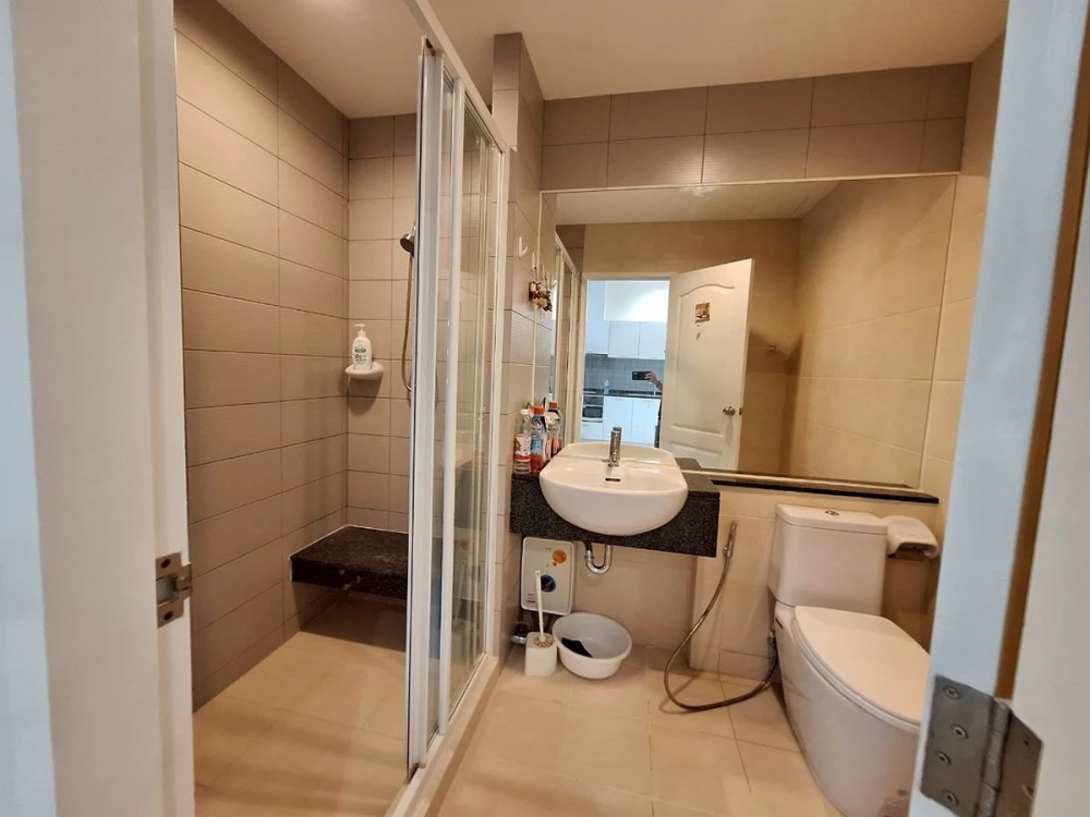 ให้เช่า The LightHouse Sathorn-Chareonnakorn ชั้น 18 วิวดี ห้องแต่งครบ จองเลย ห้ามพลาด