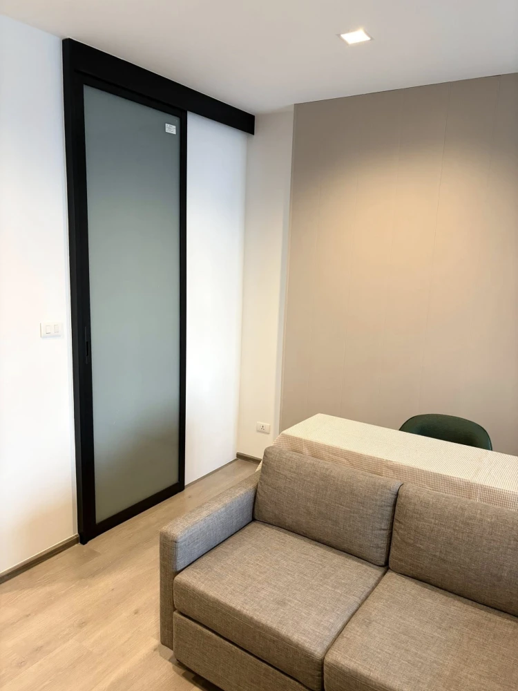 ให้เช่า The Line Phahonyothin Park ห้องพร้อมอยู่ เฟอร์พร้อม จองเลย