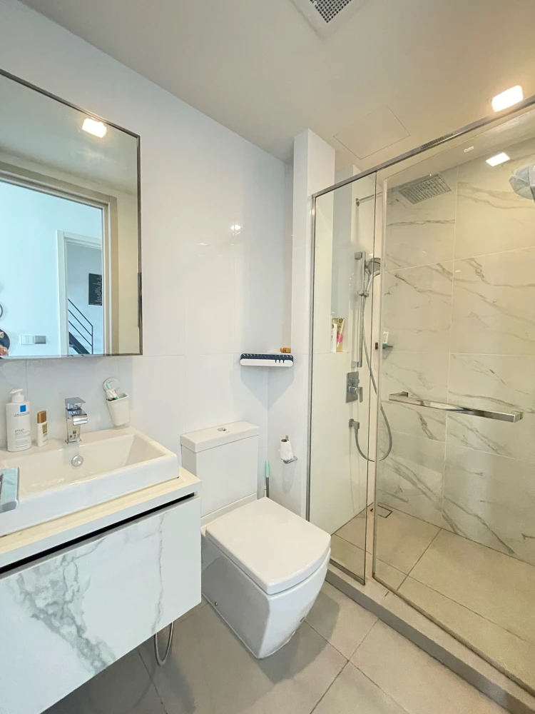 ให้เช่า The Line Sukhumvit 101 ชั้น 28 ห้องแต่งครบ น่าอยู่ สนใจจองเลย